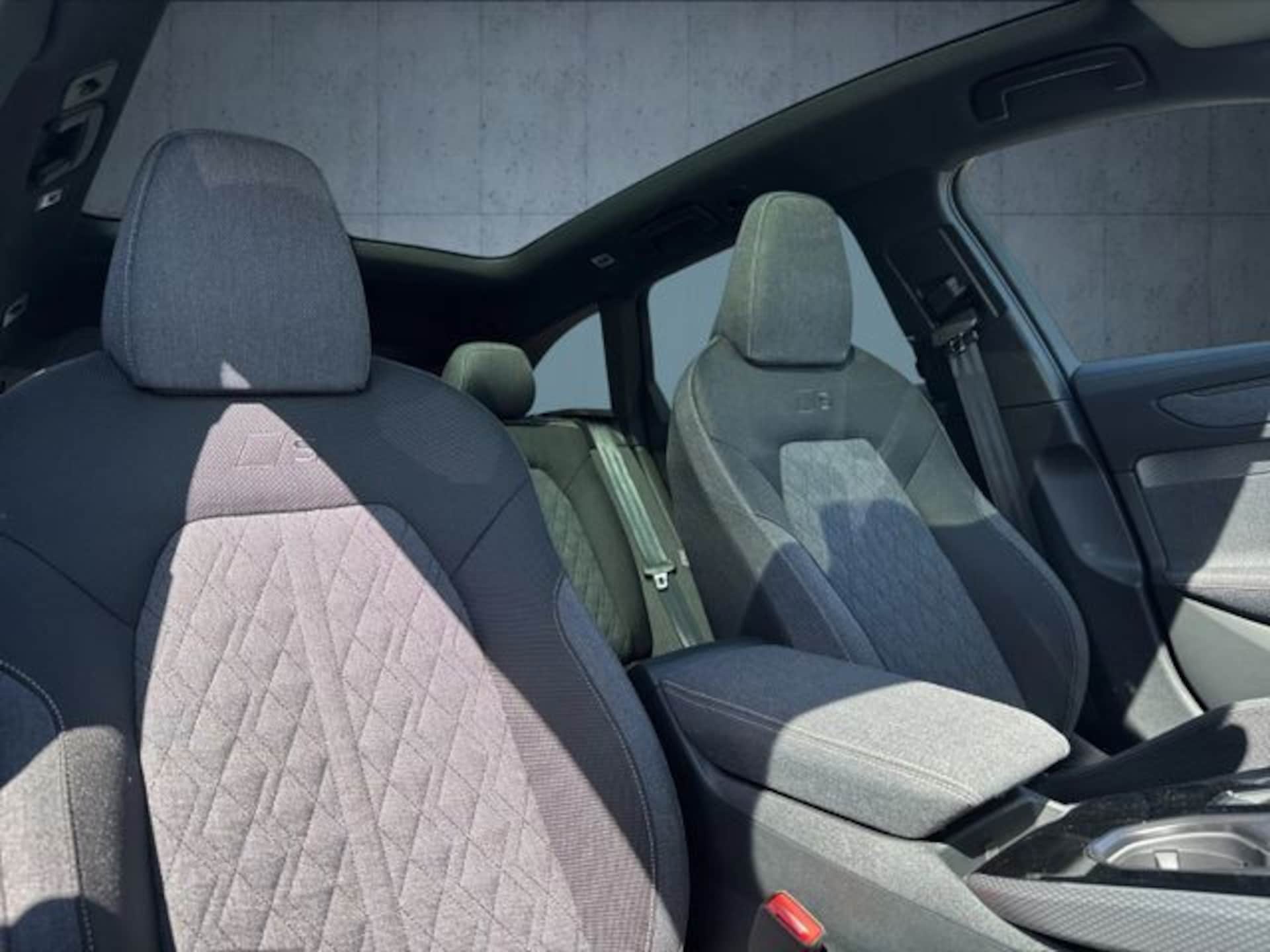 Audi A6 Avant edition one