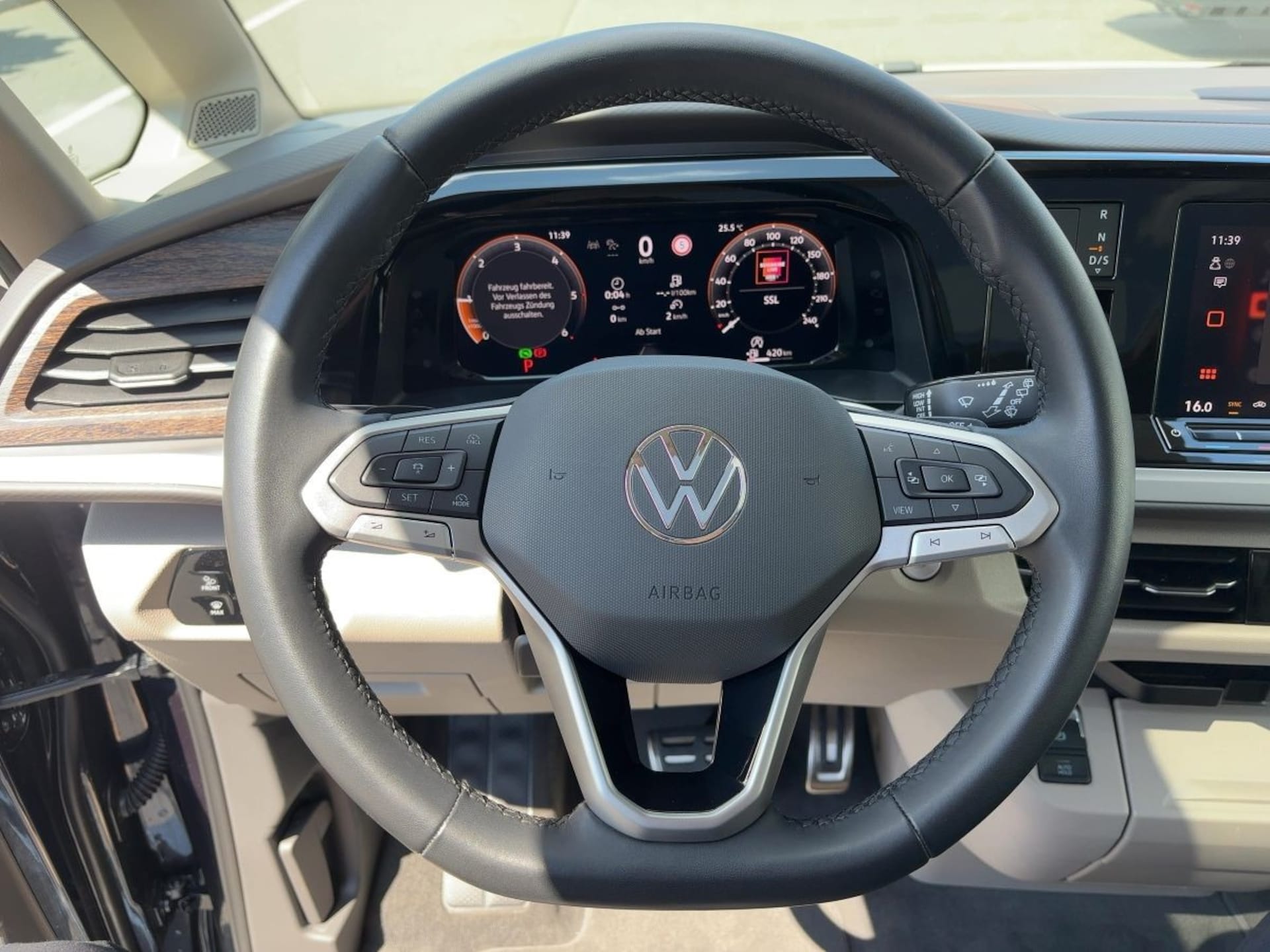 Volkswagen Multivan Style
