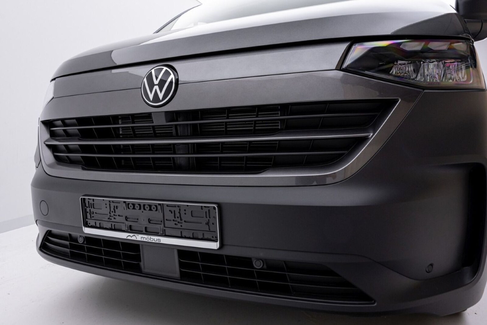 Volkswagen Transporter Kasten langer Radstand – Bild 4