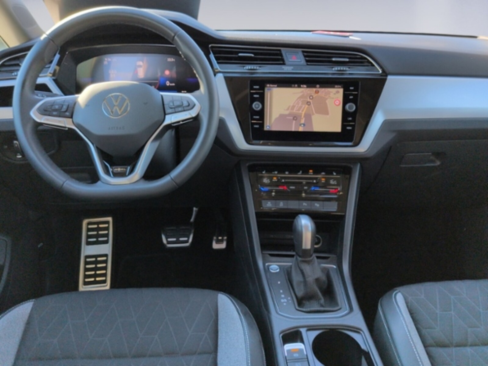 Volkswagen Touran – Bild 15