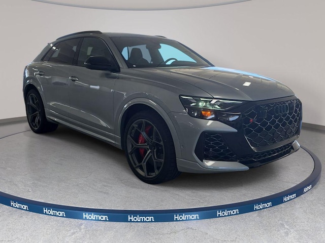 2026 Audi RS Q8 SUV performance