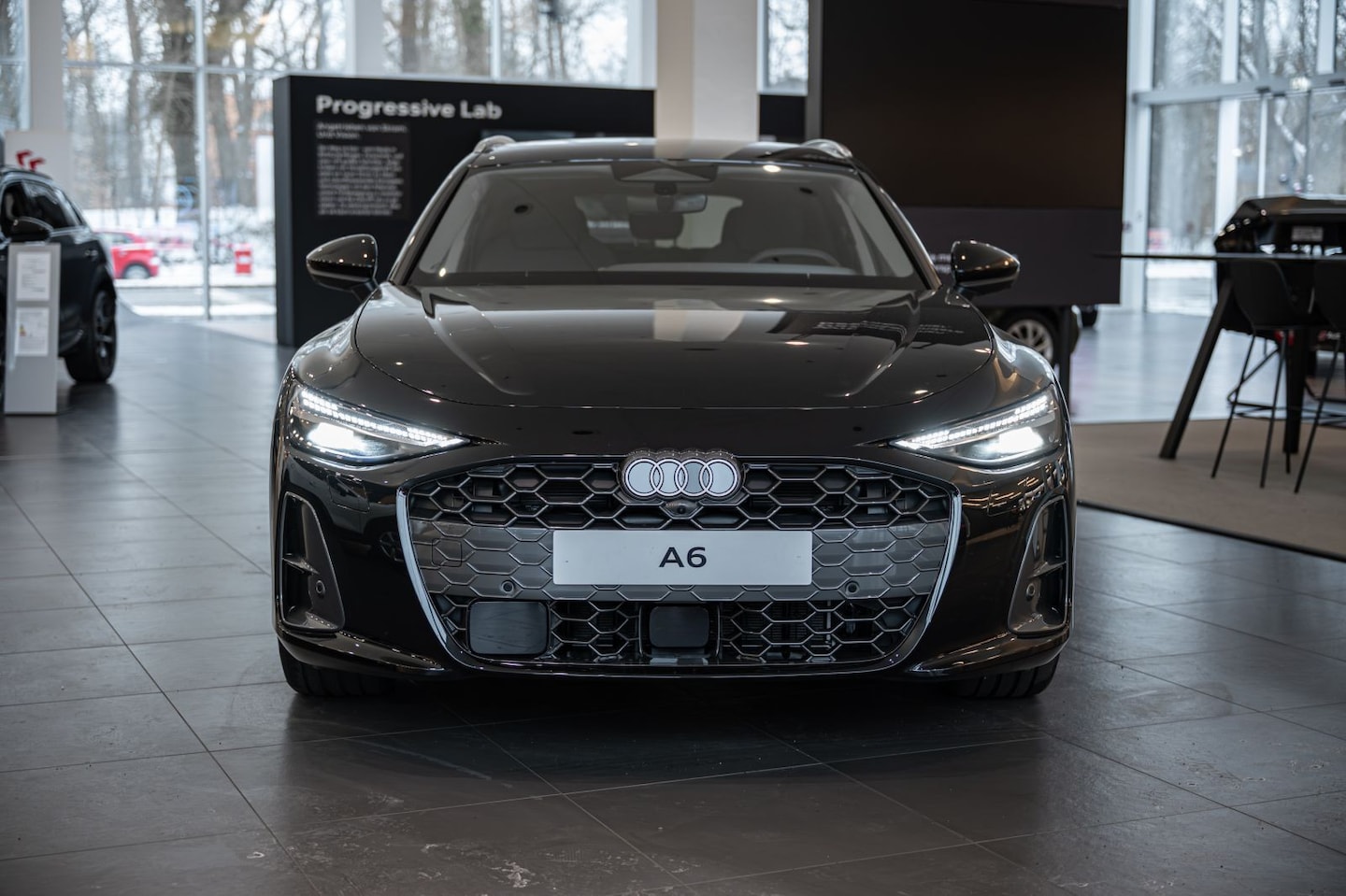 Bild über Audi A6 Avant TDI 150 kW S tronic - für weitere Informationen kontaktieren Sie den Audi Partner