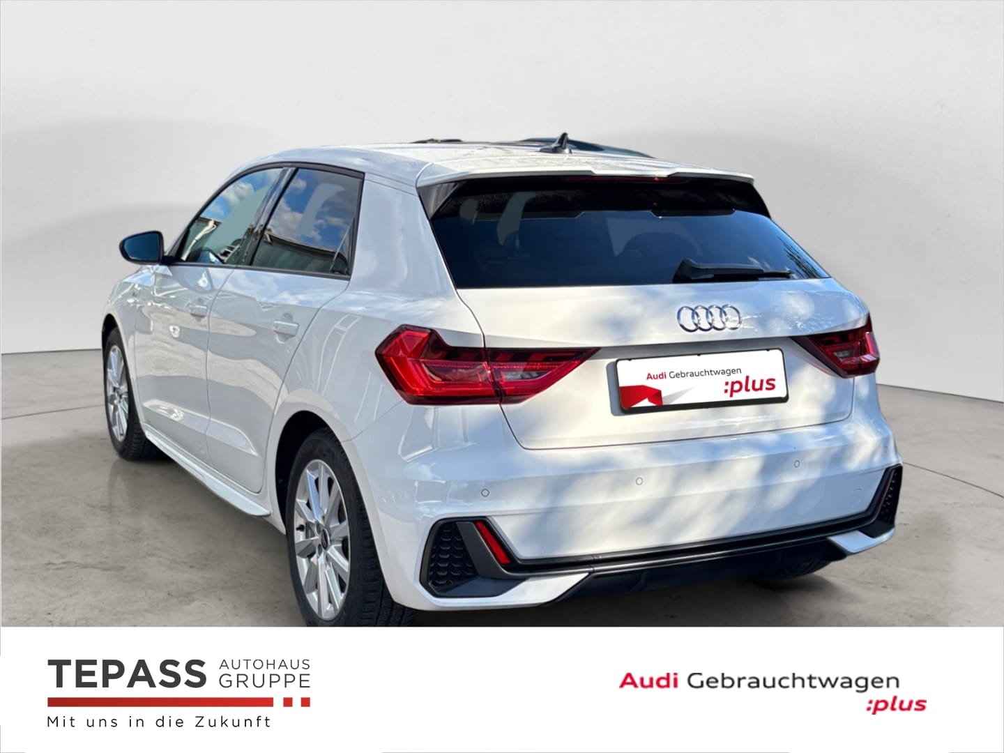 Bild über Audi A1 Sportback S line 30 TFSI Schaltgetriebe - für weitere Informationen kontaktieren Sie den Audi Partner