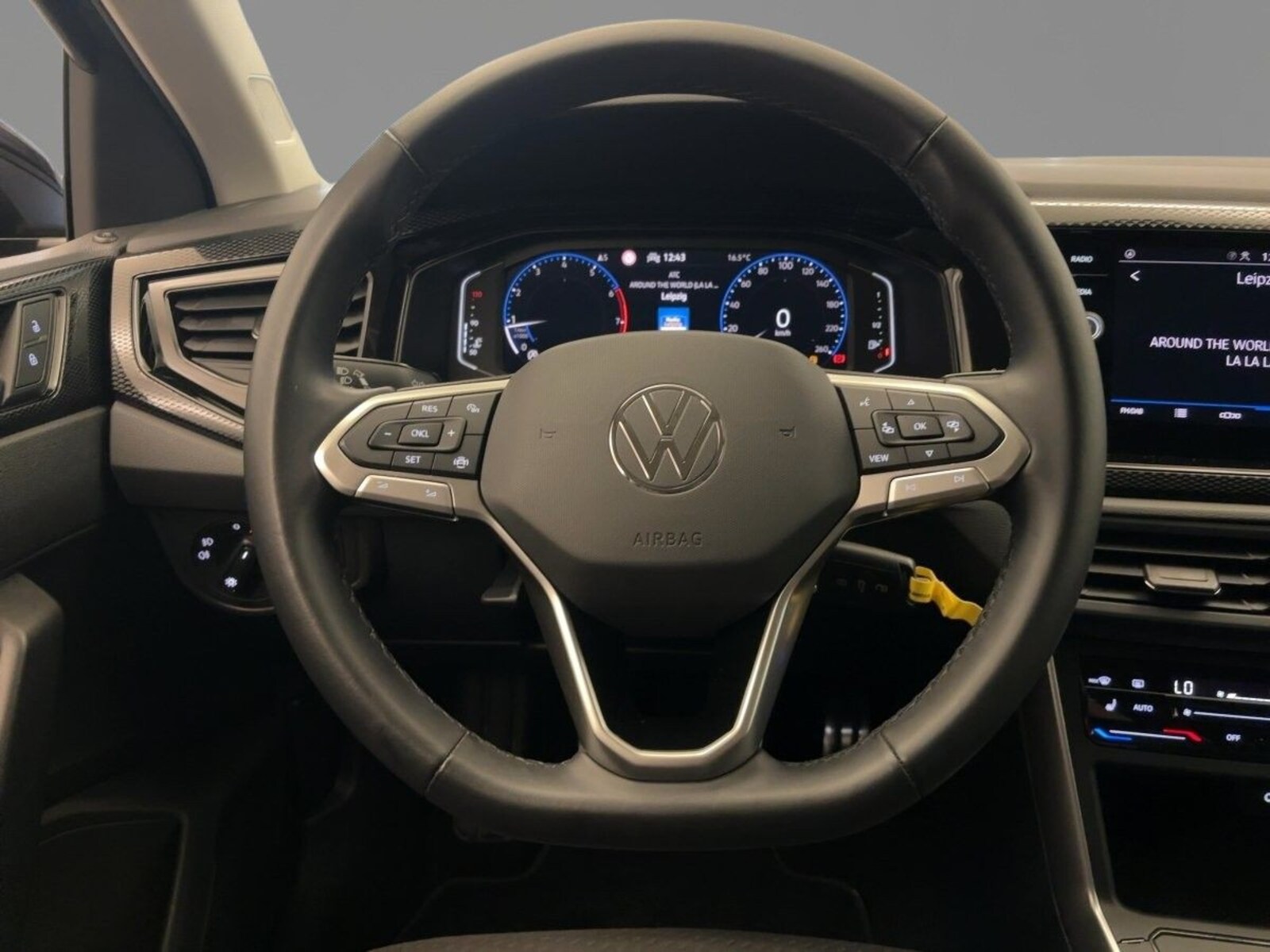 Volkswagen Polo – Bild 9