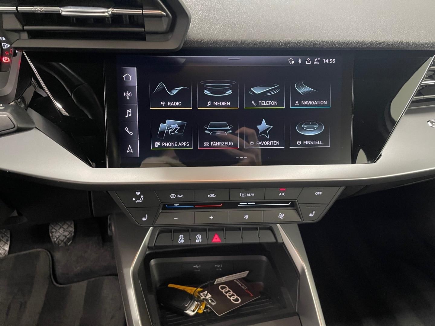 Bild über Audi A3 Sportback advanced 30 TFSI Schaltgetriebe - für weitere Informationen kontaktieren Sie den Audi Partner