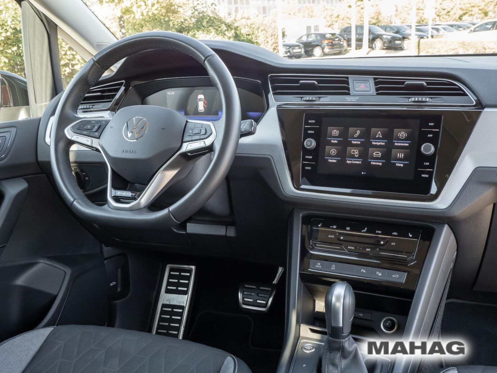 Volkswagen Touran – Bild 10
