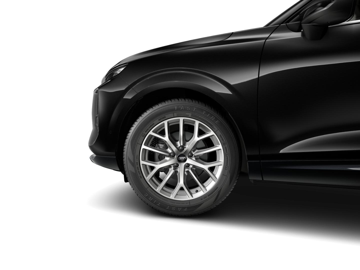 Bild über Audi Q3 SUV TFSI 110 kW S tronic - für weitere Informationen kontaktieren Sie den Audi Partner