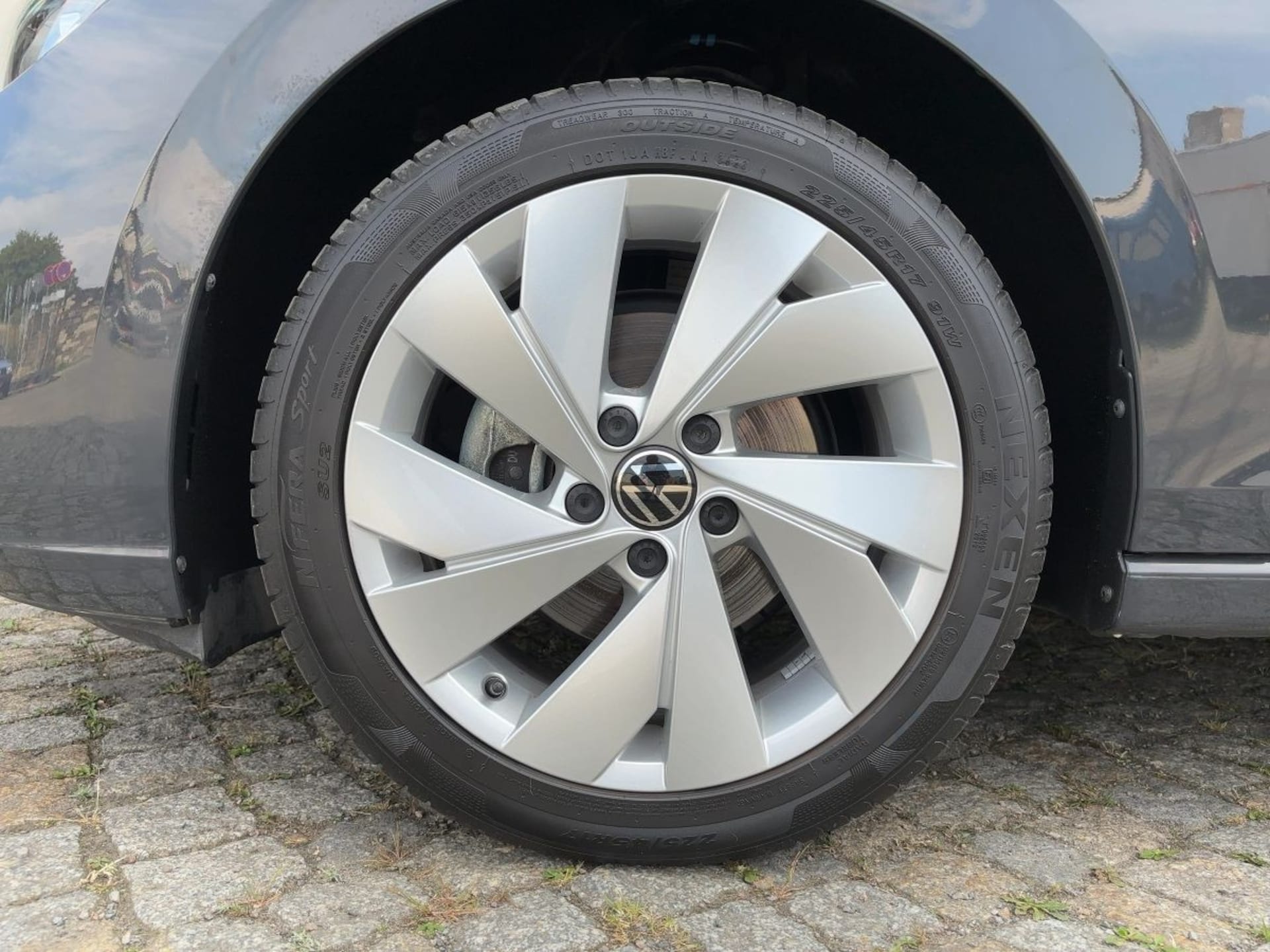 Volkswagen Golf Style