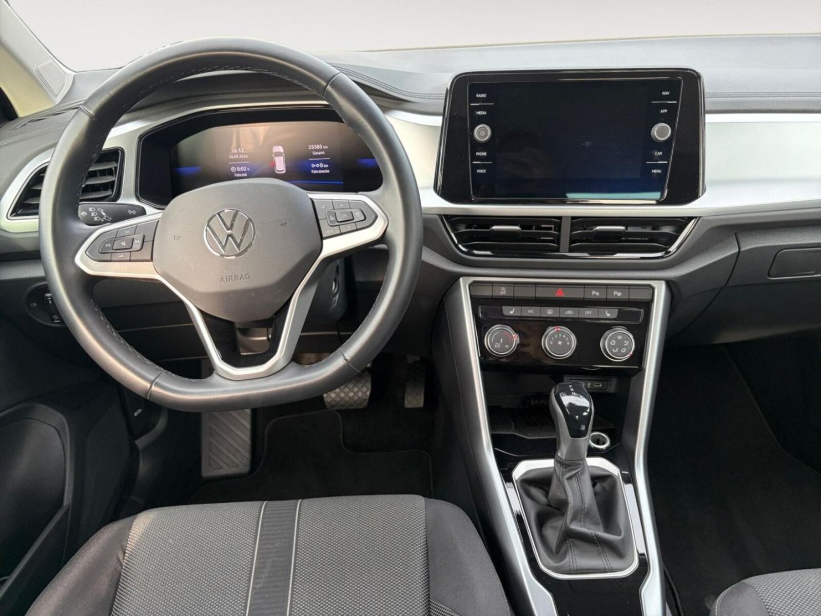 Volkswagen T-Roc – Bild 12