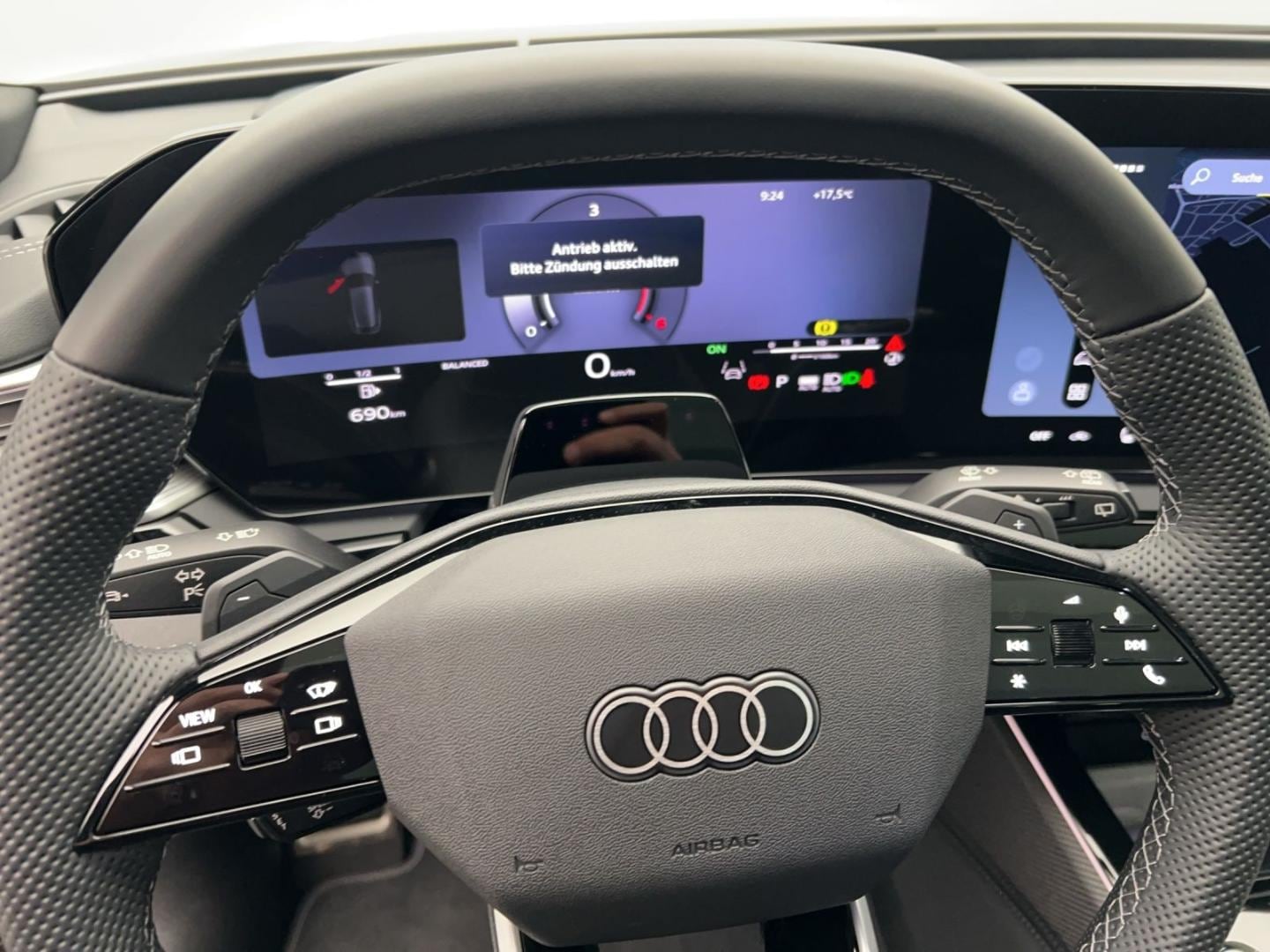 Bild über Audi A6 Avant TDI quattro 220 kW S tronic - für weitere Informationen kontaktieren Sie den Audi Partner
