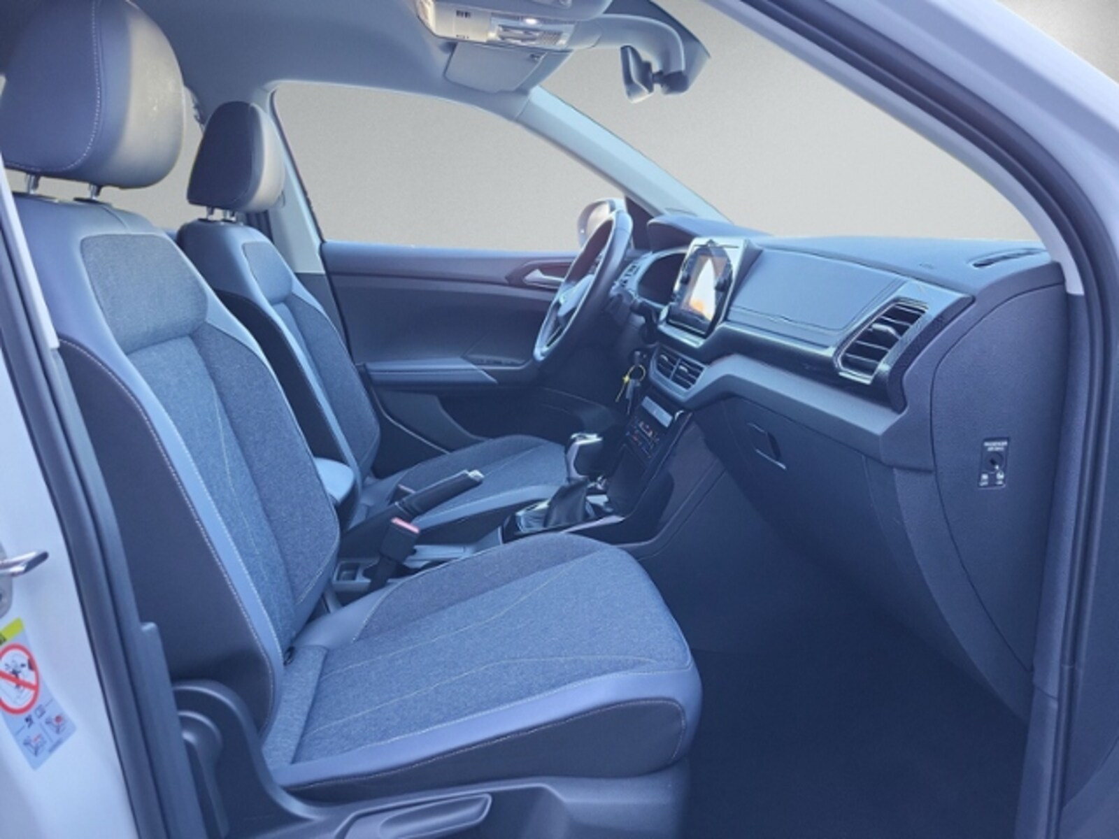 Volkswagen T-Cross – Bild 11