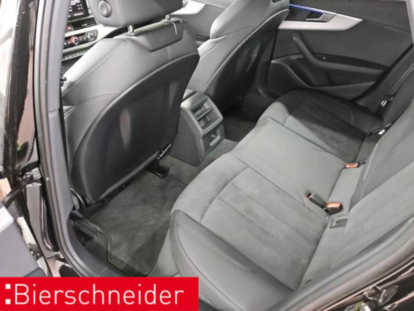 Bild über Audi A4 Avant S line 45 TFSI quattro S tronic - für weitere Informationen kontaktieren Sie den Audi Partner