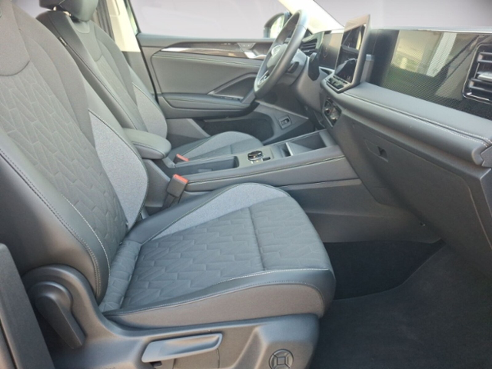 Volkswagen Tiguan – Bild 15