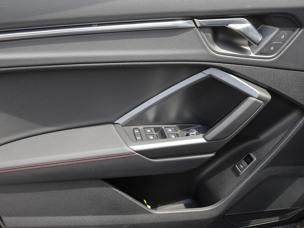 Image about Audi Q3 S line 45 TFSI quattro S tronic