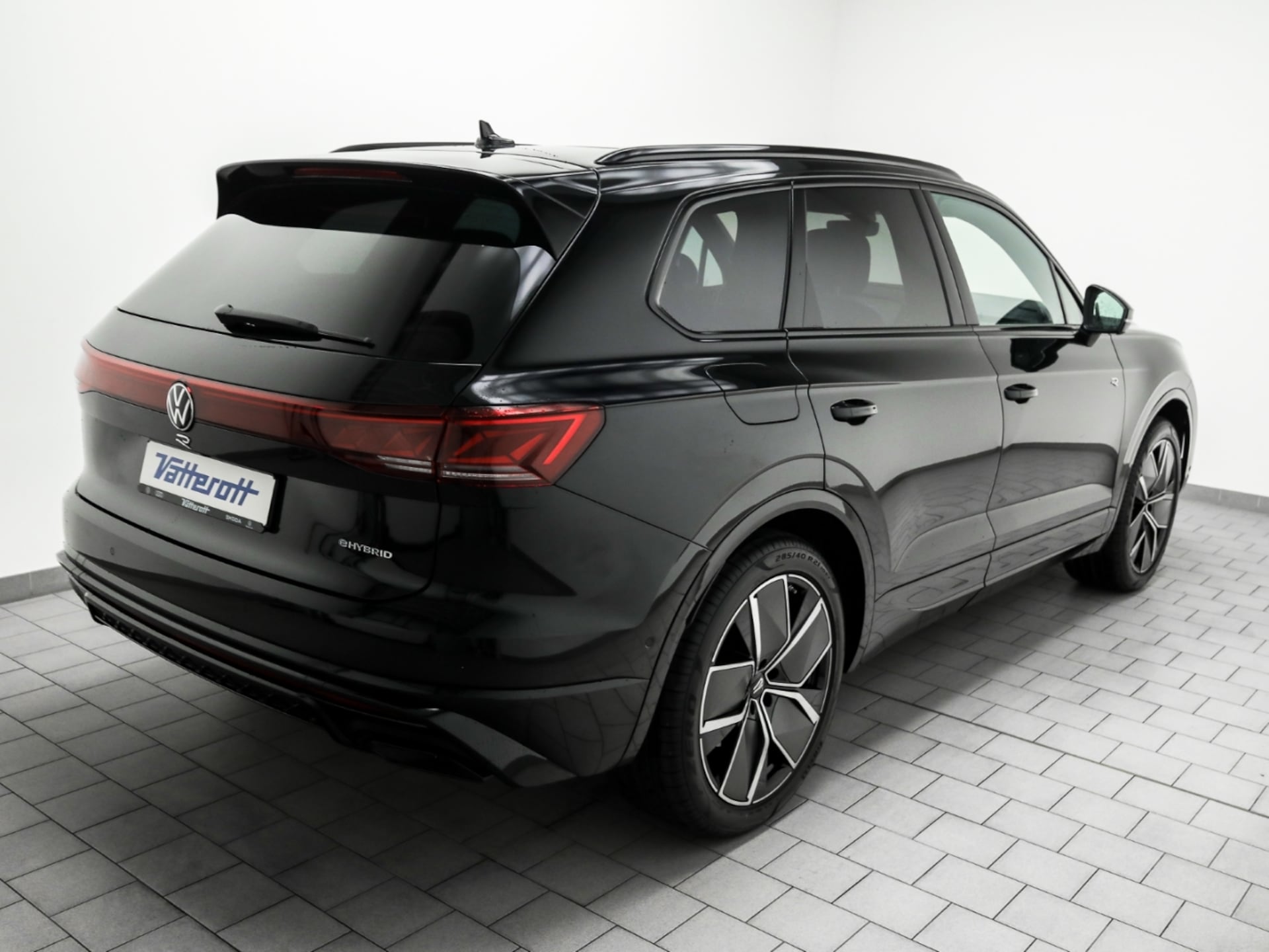 Volkswagen Touareg R
