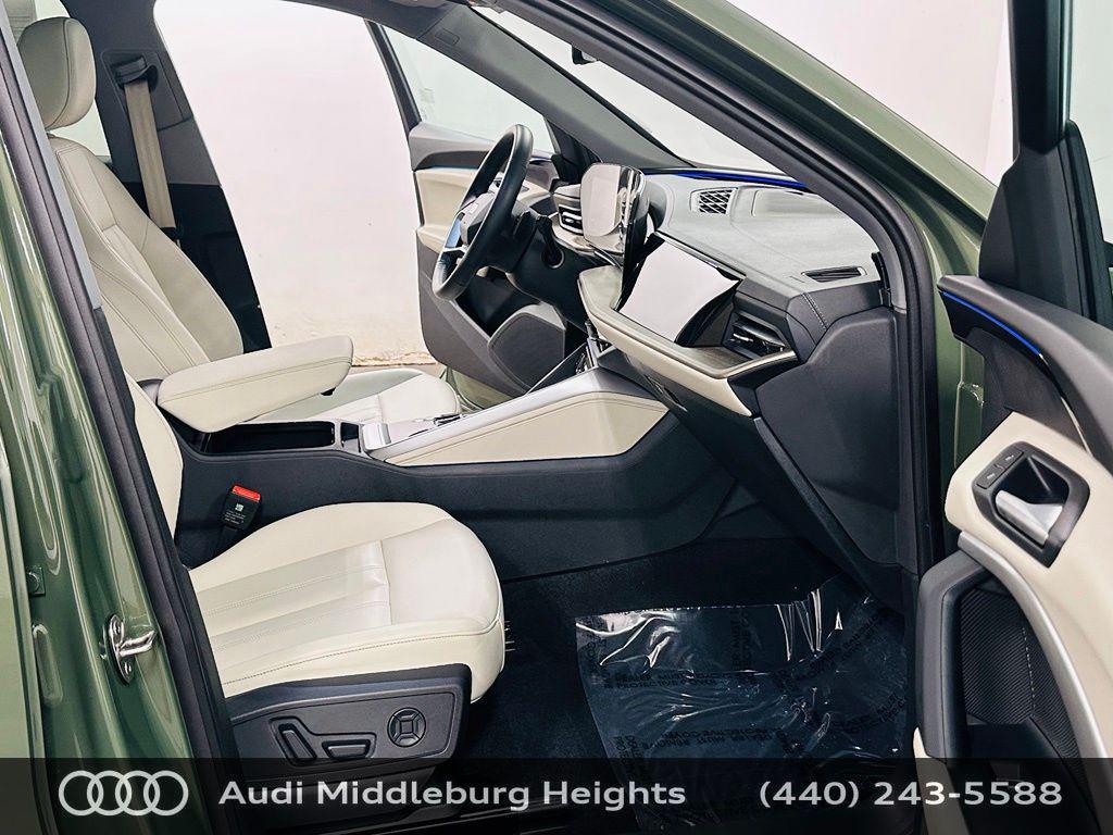 2025 Audi Q5 Premium - Photo 8