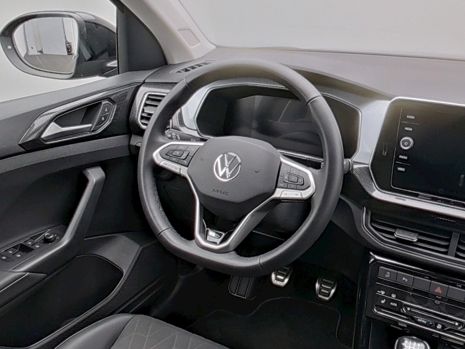 Volkswagen T-Cross – Bild 13