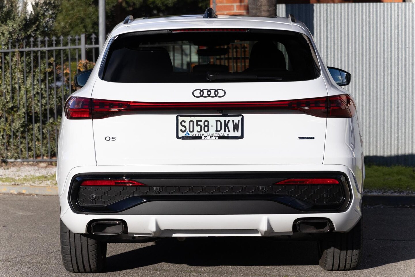 Image about Audi Q5 SUV e-hybrid quattro S tronic