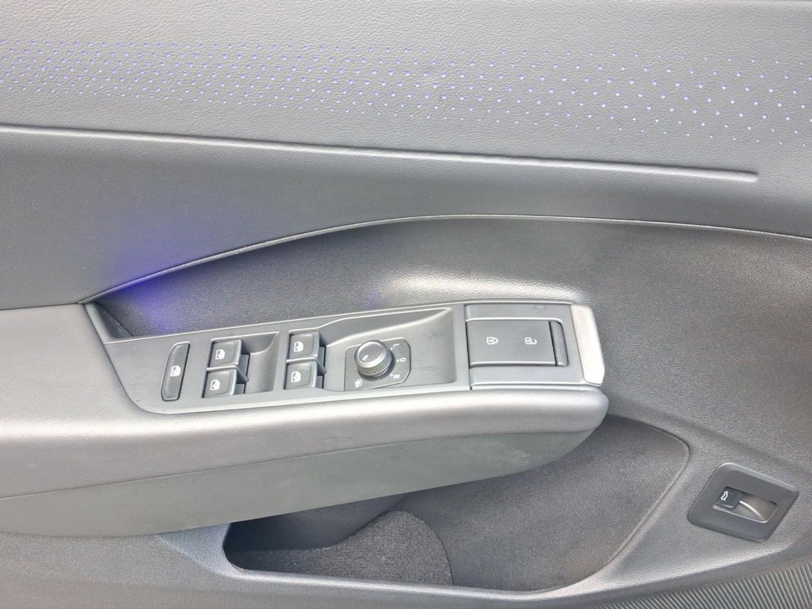 Volkswagen T-Roc – Bild 12