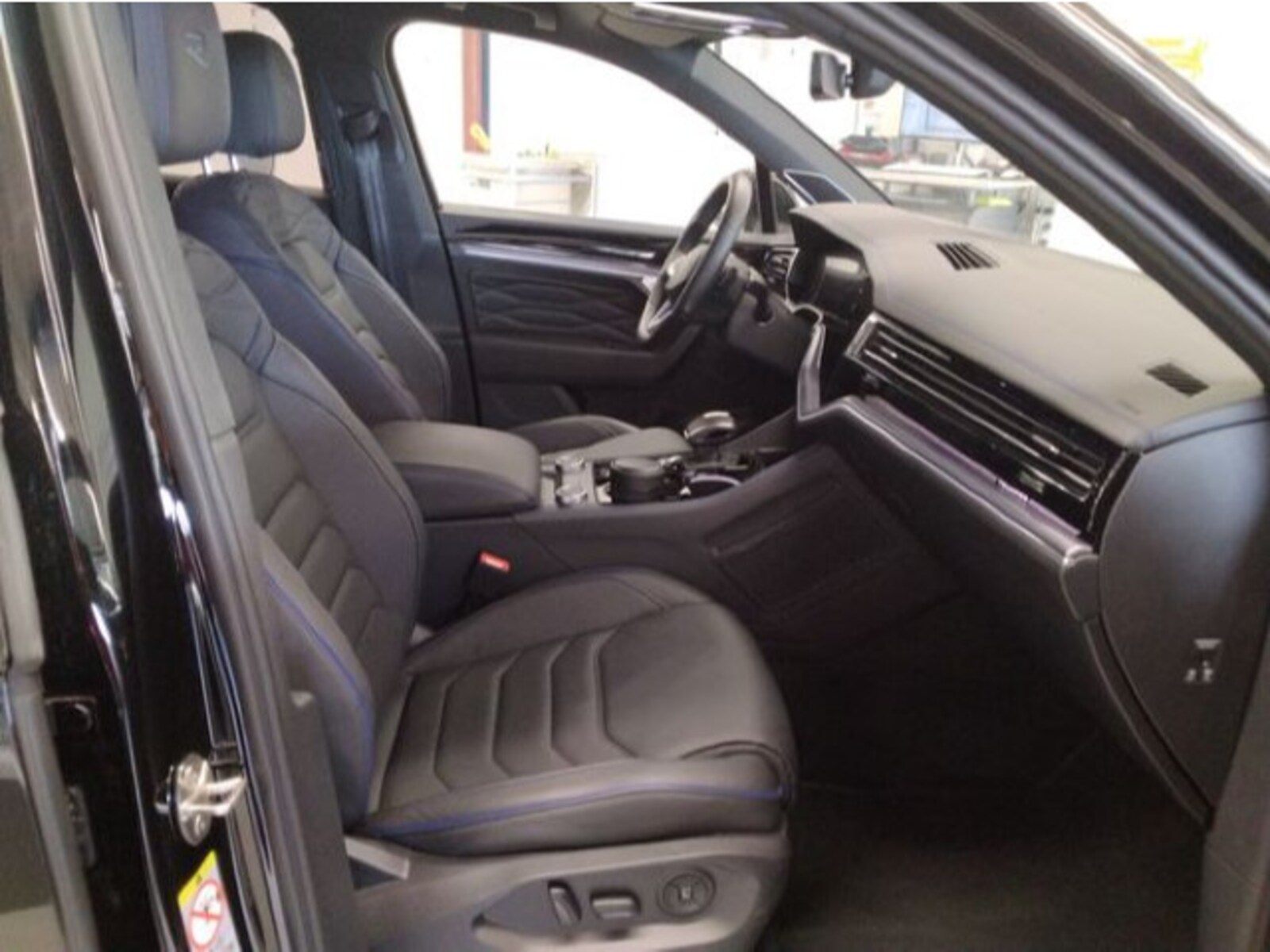 Volkswagen Touareg – Bild 10