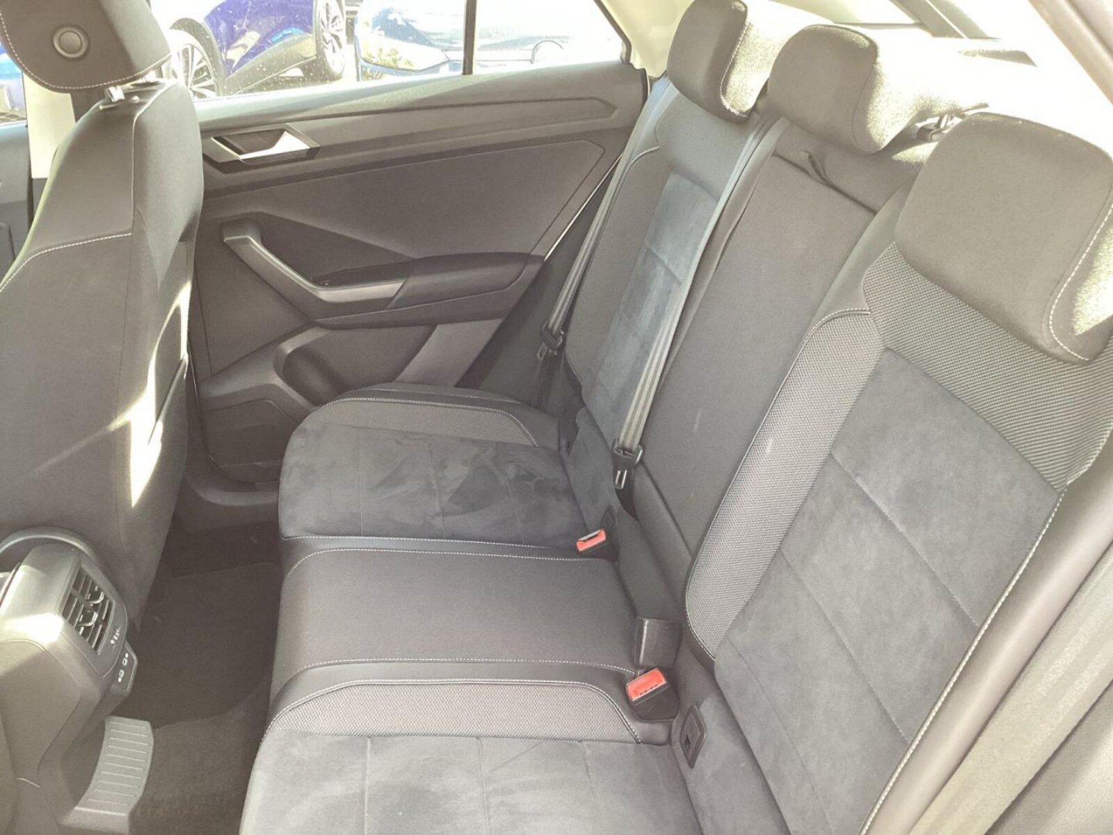 Volkswagen T-Roc – Bild 14