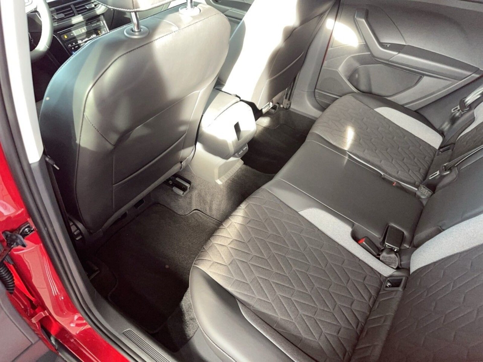 Volkswagen T-Cross – Bild 18