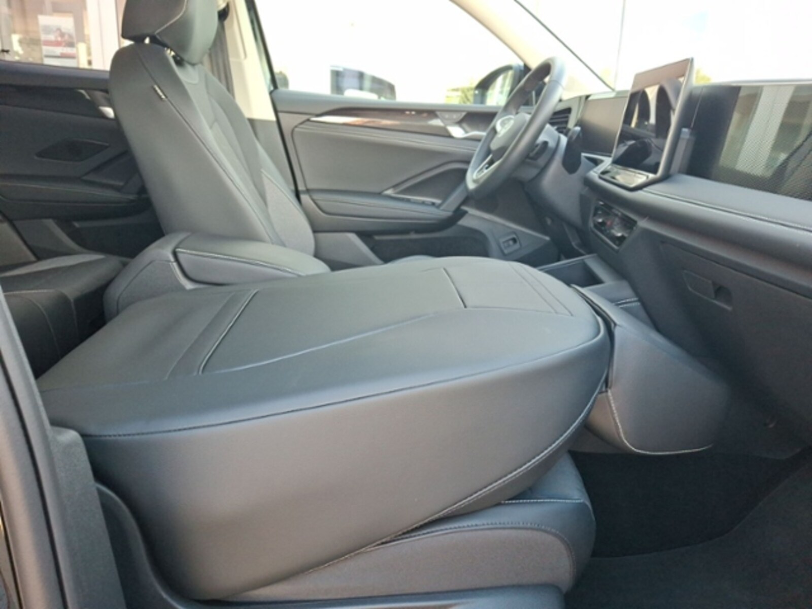 Volkswagen Tiguan – Bild 16