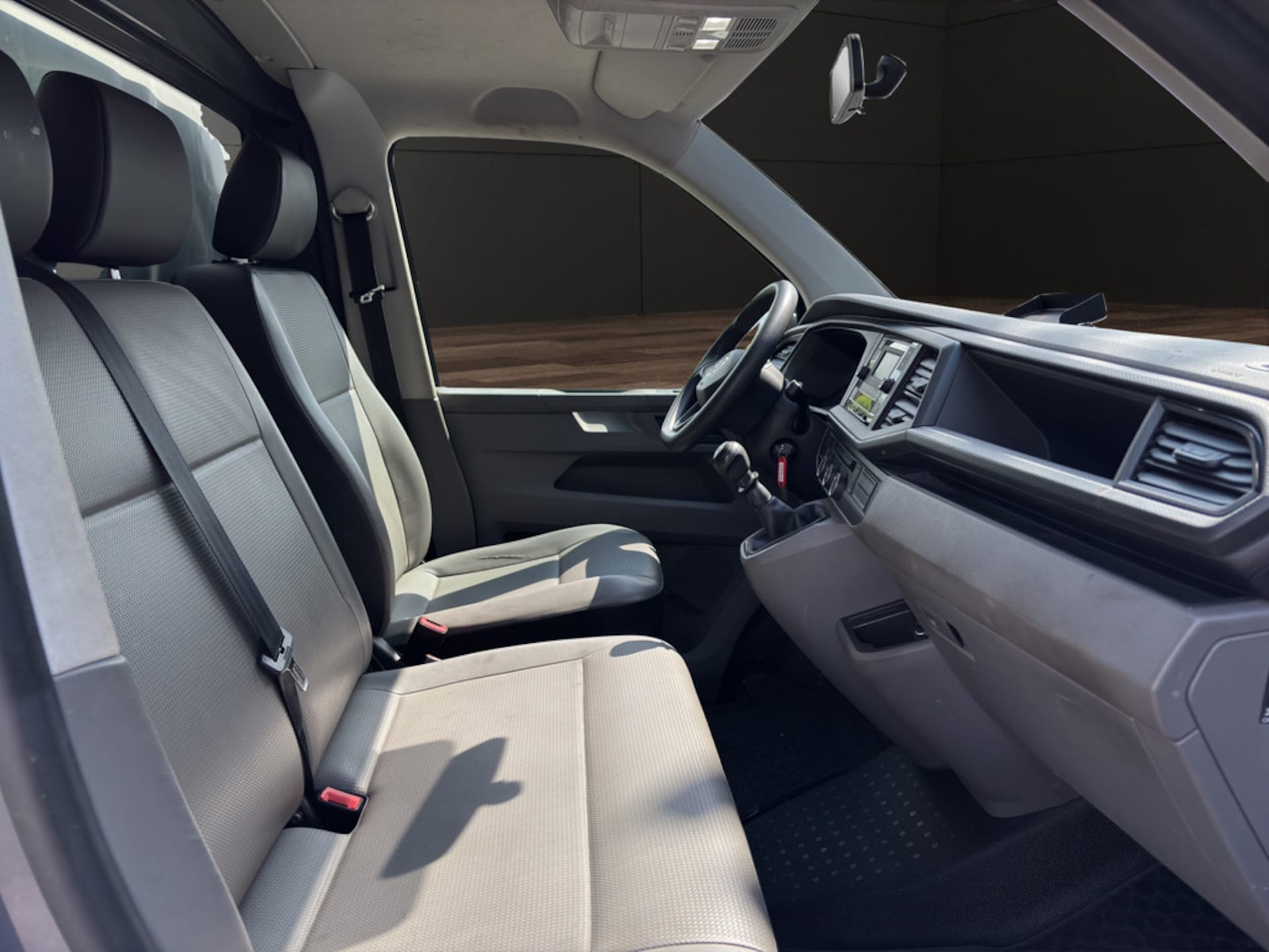 Volkswagen T6.1 Transporter Pritschenwagen Einzelkabine
