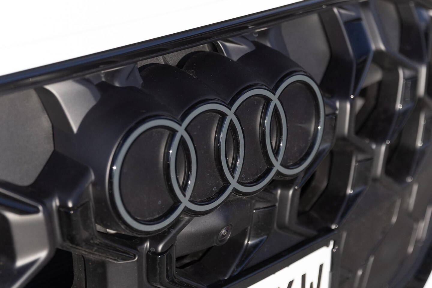 Image about Audi Q5 SUV e-hybrid quattro S tronic