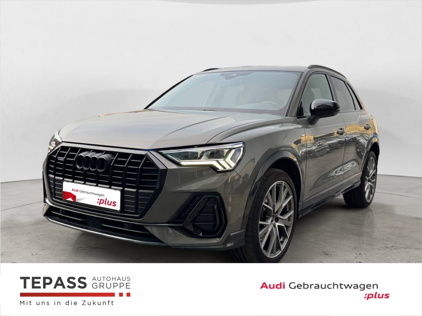 Bild über Audi Q3 S line 40 TFSI quattro S tronic - für weitere Informationen kontaktieren Sie den Audi Partner