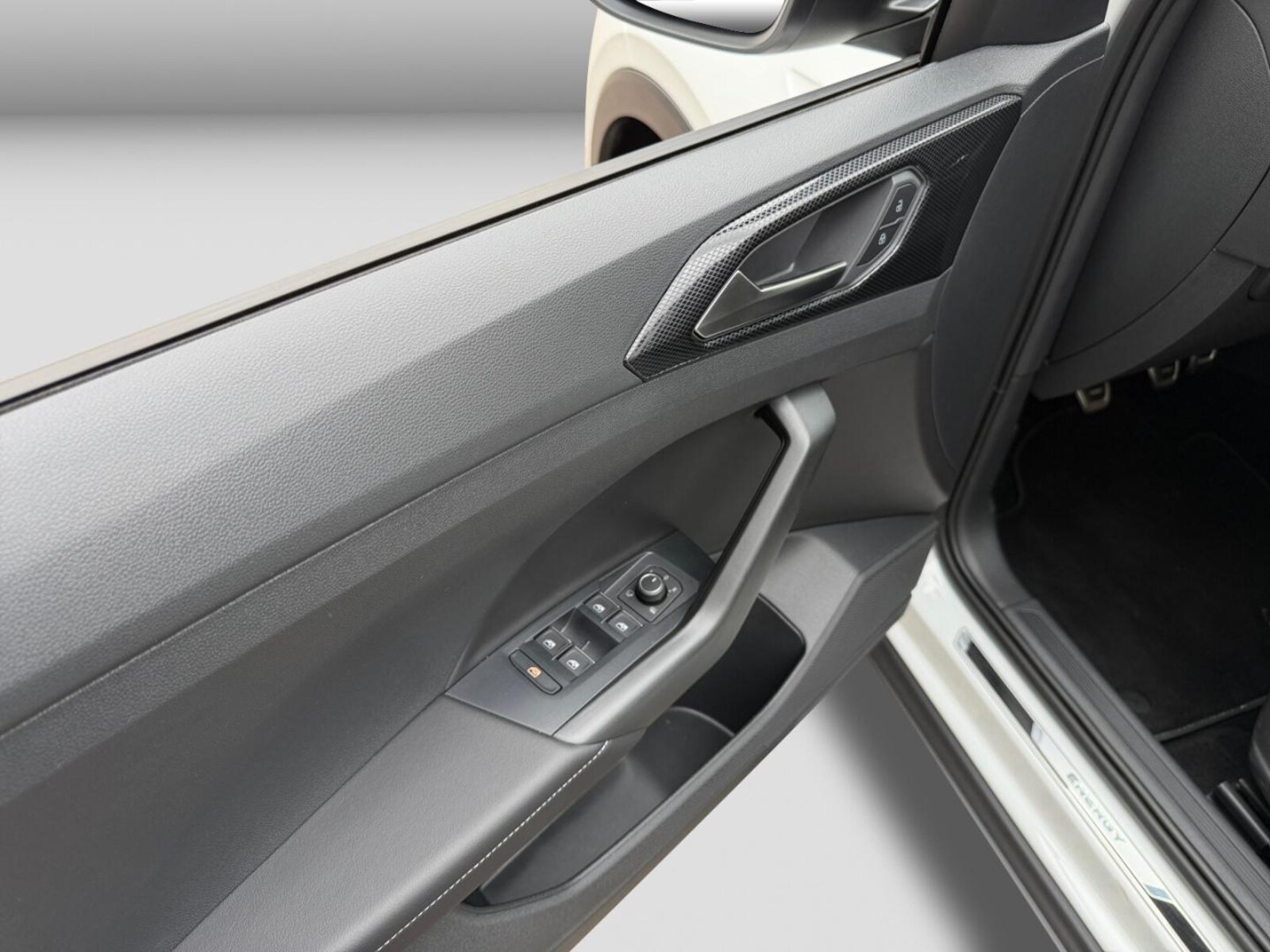 Volkswagen T-Cross – Bild 15