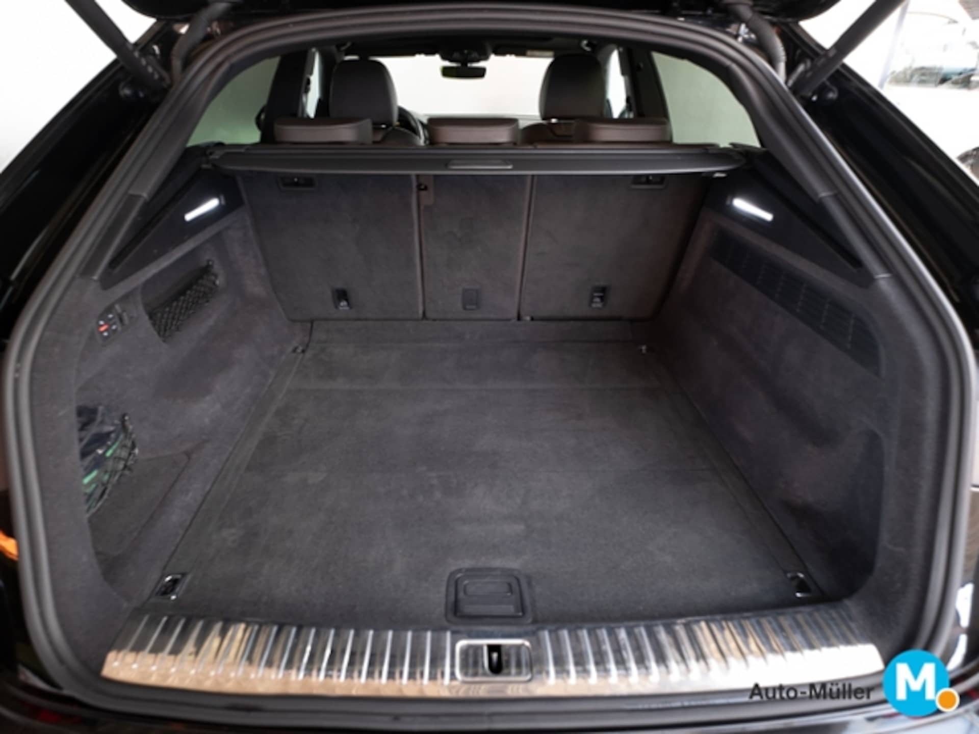 Audi Q8 SUV