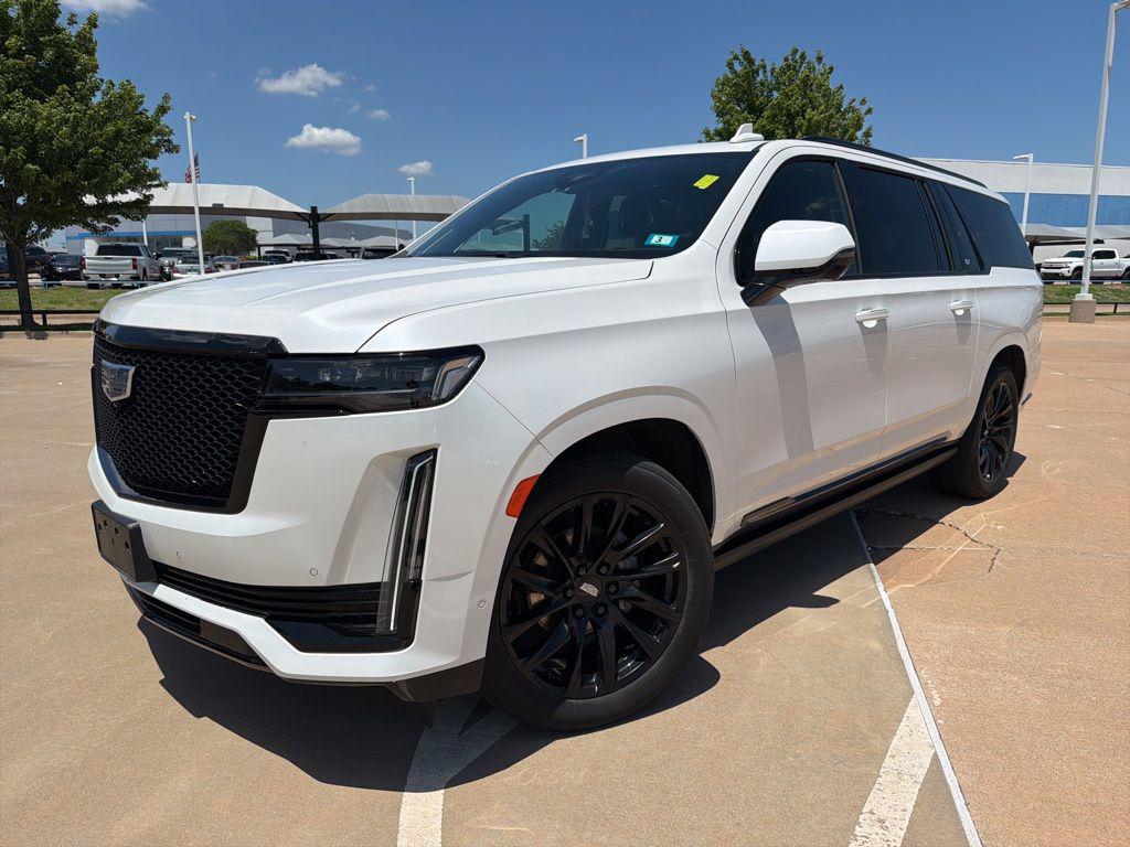 2023 Cadillac Escalade ESV 4WD Sport Platinum's photo