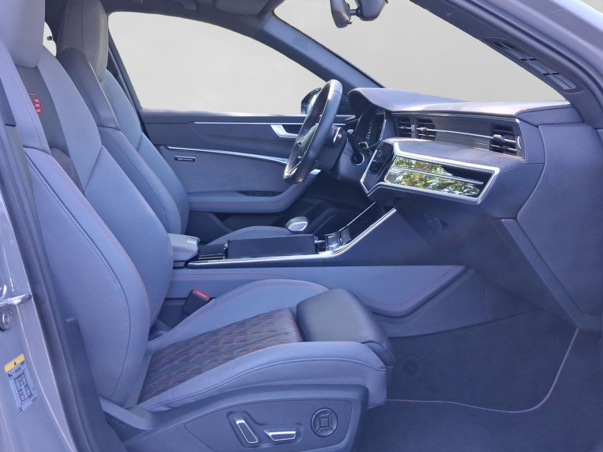 Audi S6 Avant