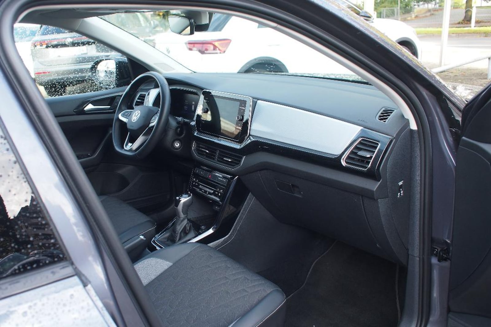 Volkswagen T-Cross – Bild 12