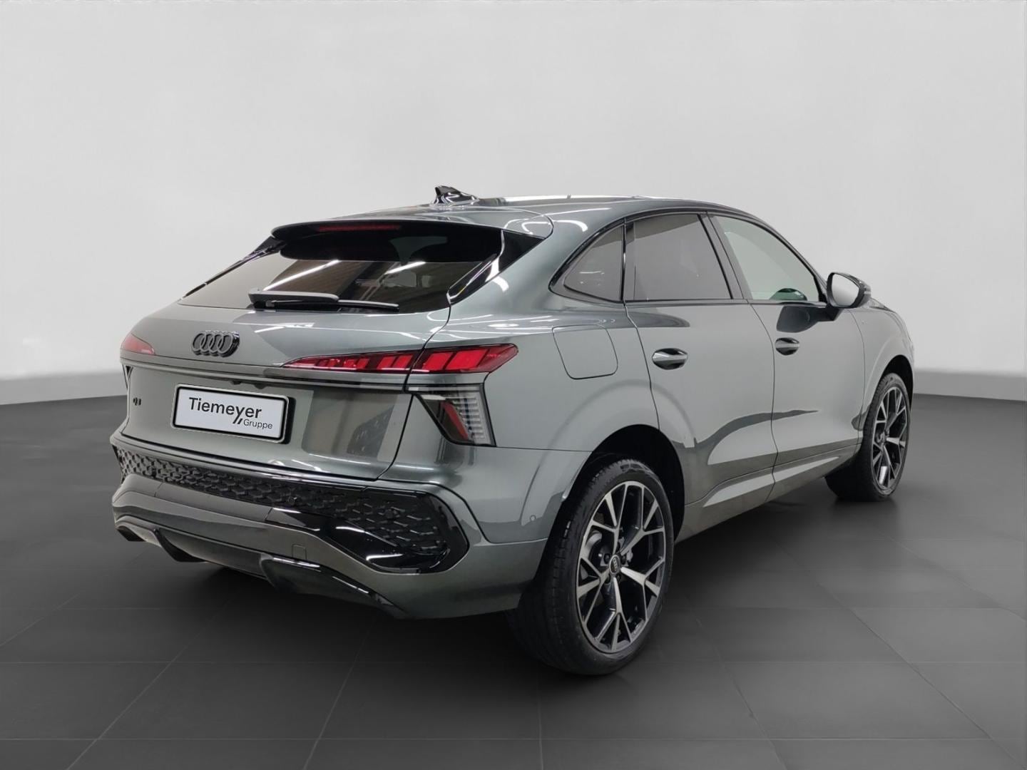 Bild über Audi Q3 Sportback e-hybrid e-hybrid 200 kW S tronic - für weitere Informationen kontaktieren Sie den Audi Partner