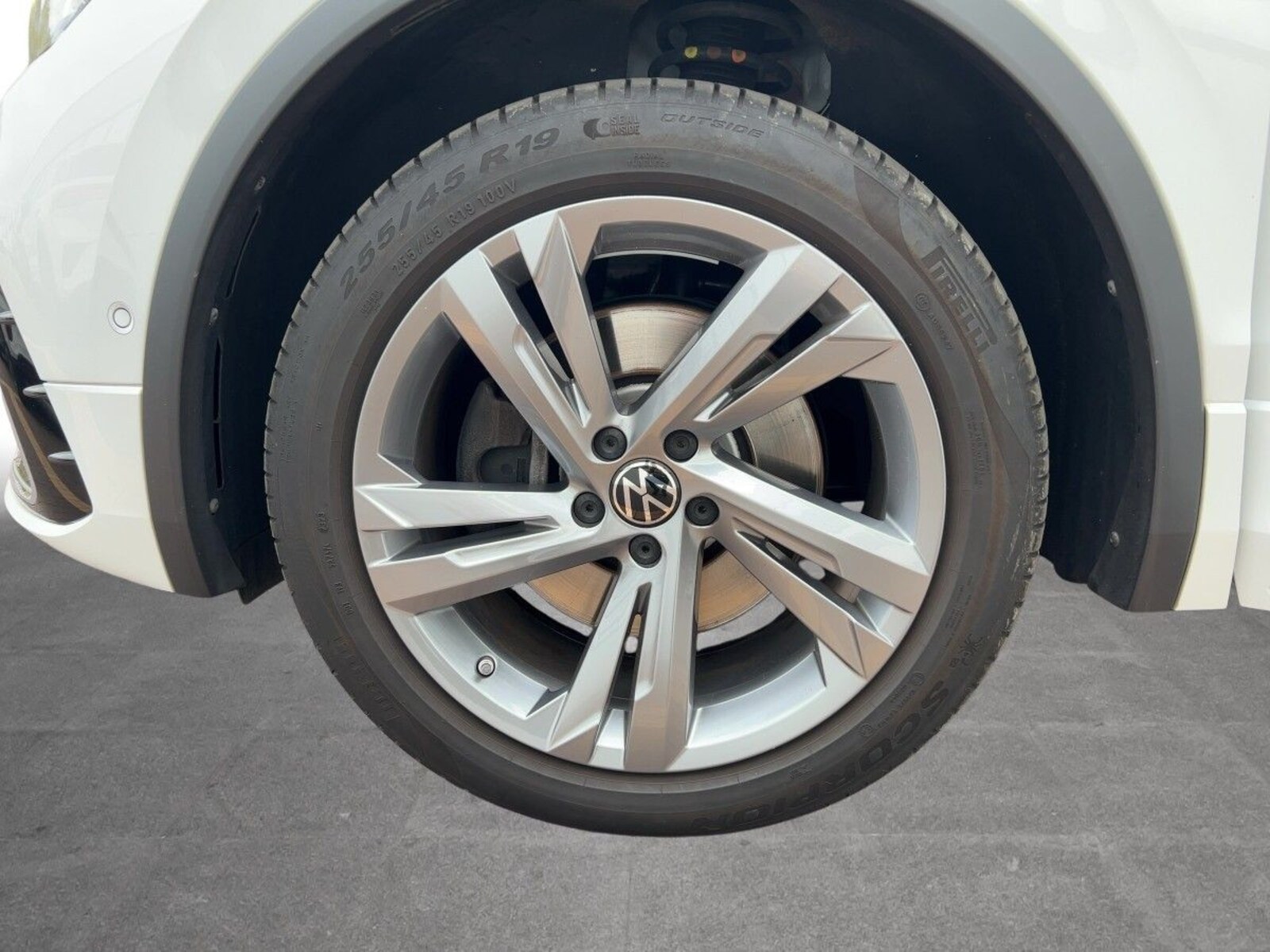 Volkswagen Tiguan – Bild 13