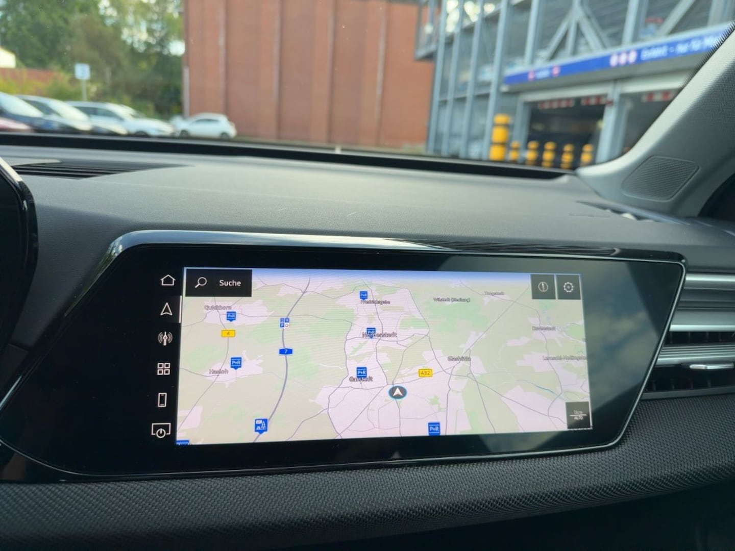 Bild über Audi A6 Avant TFSI 150 kW S tronic - für weitere Informationen kontaktieren Sie den Audi Partner