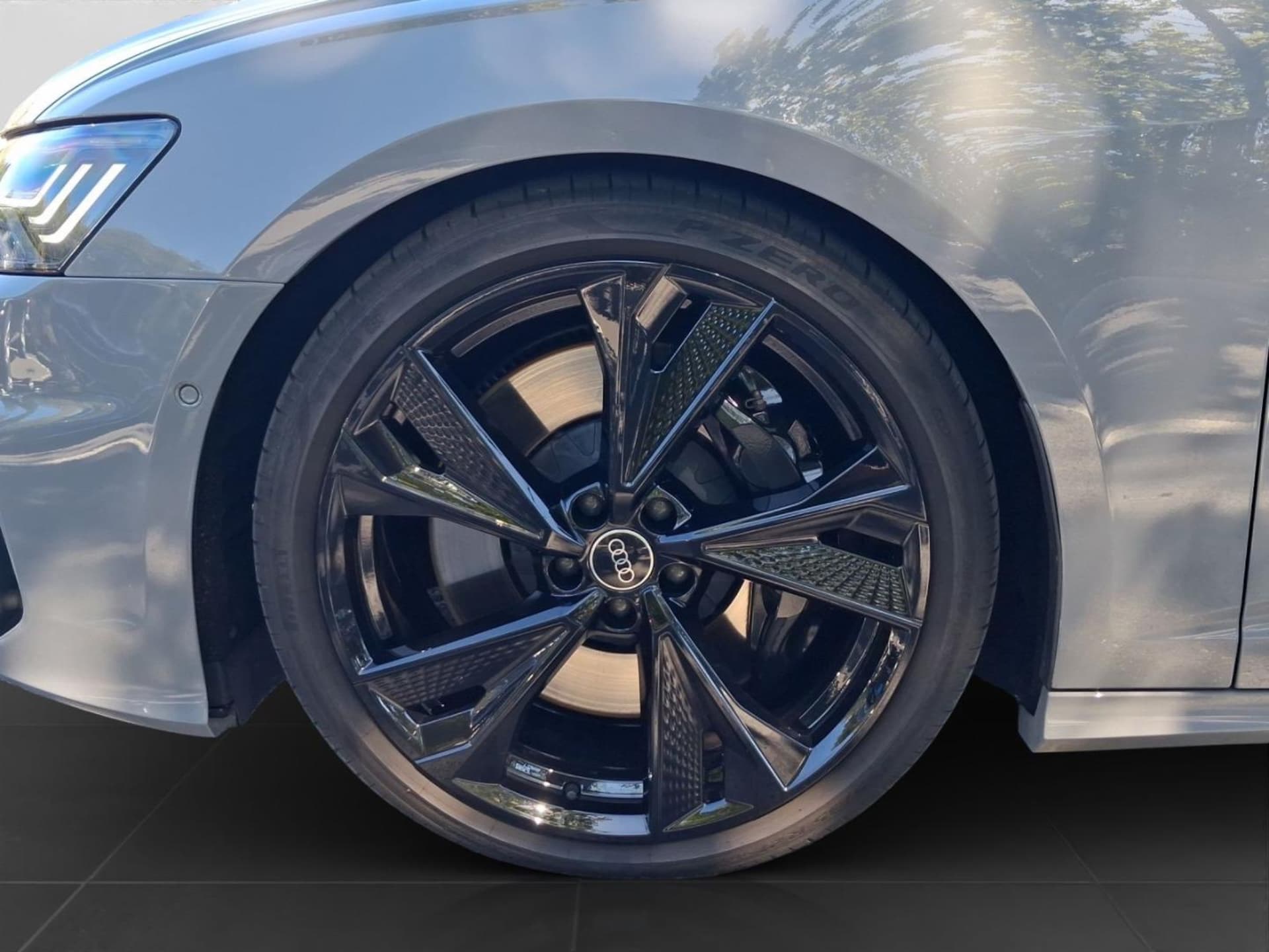 Audi S6 Avant
