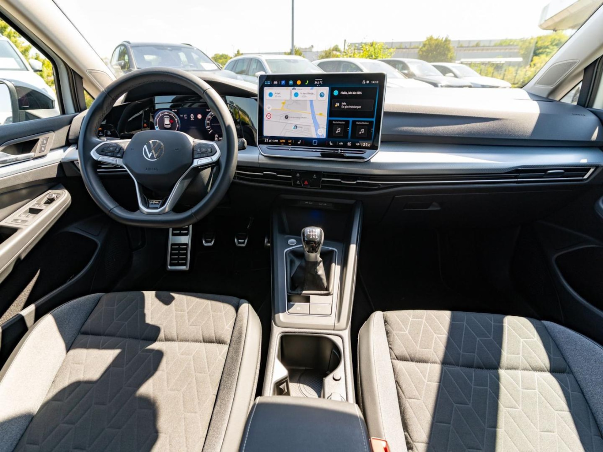 Volkswagen Golf Life