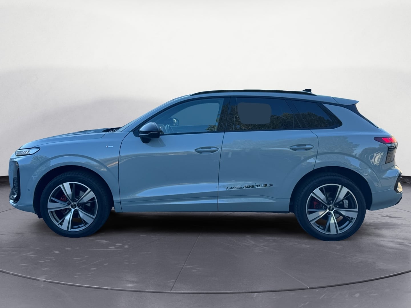 Bild über Audi Q3 SUV TFSI 110 kW S tronic - für weitere Informationen kontaktieren Sie den Audi Partner