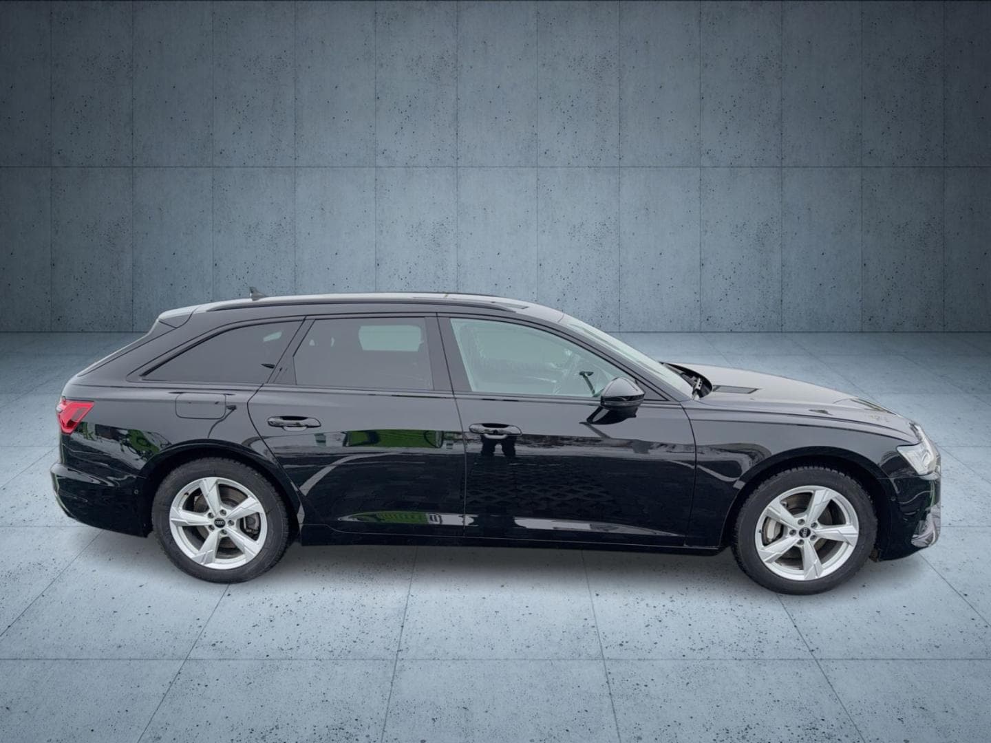 Bild über Audi A6 Avant advanced 45 TDI quattro S tronic - für weitere Informationen kontaktieren Sie den Audi Partner
