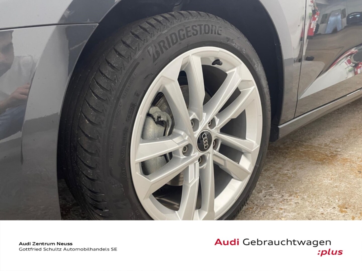 Bild über Audi A3 Sportback advanced 30 TFSI Schaltgetriebe - für weitere Informationen kontaktieren Sie den Audi Partner