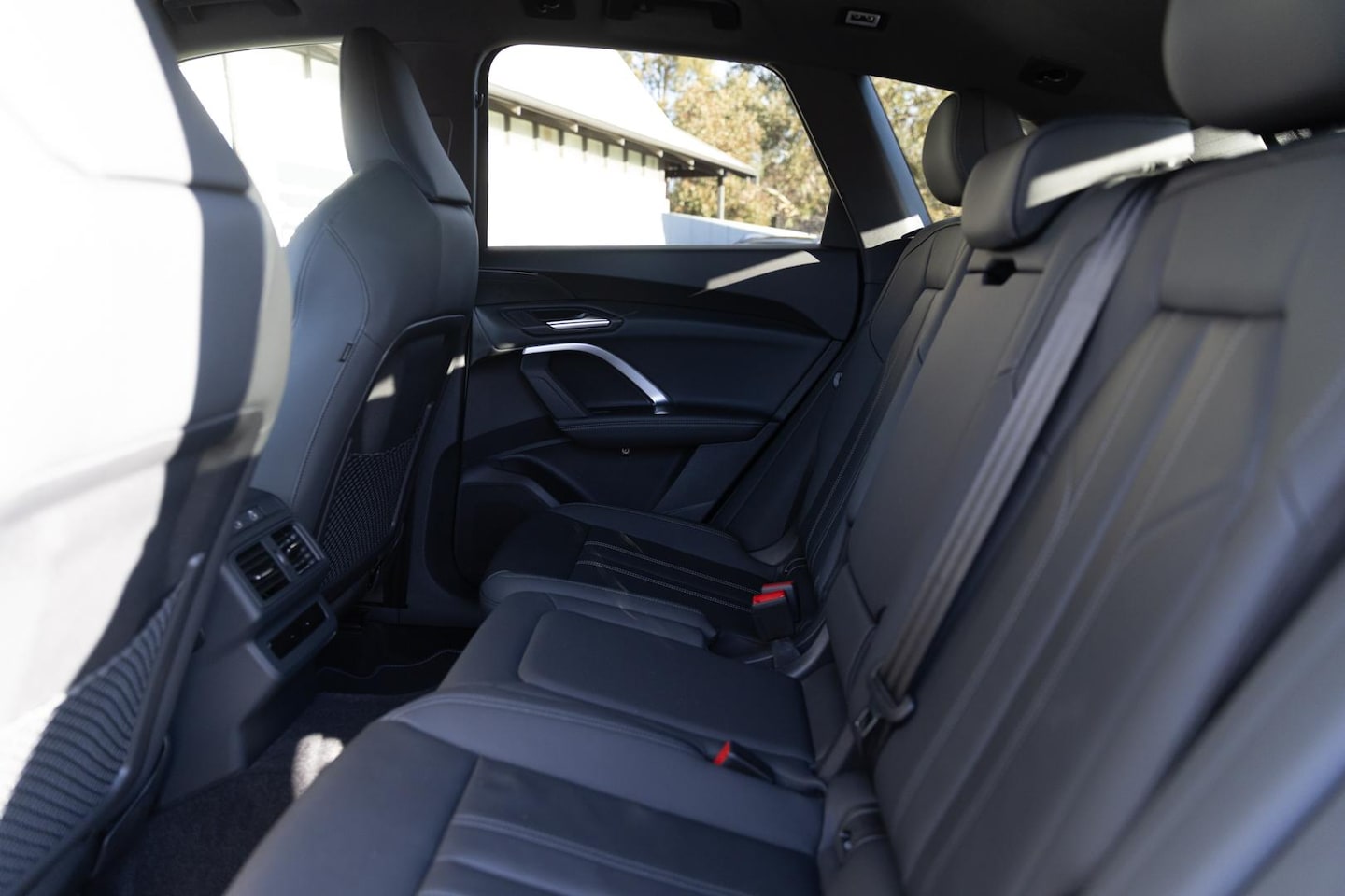 Image about Audi Q5 SUV e-hybrid quattro S tronic