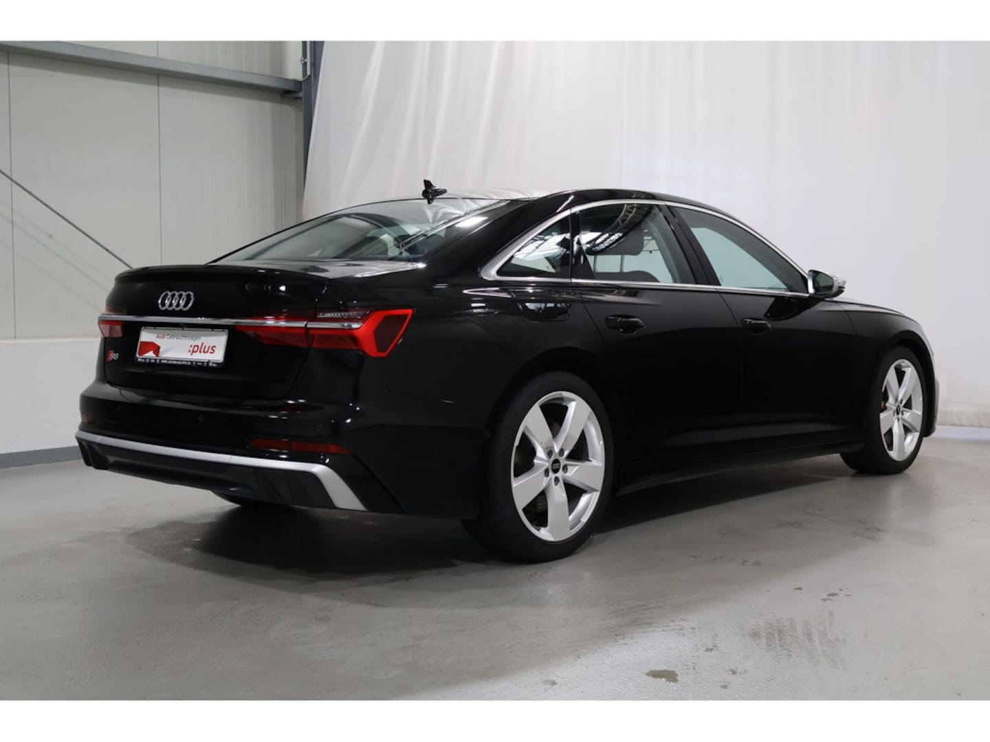 Bild über Audi S6 Limousine TDI quattro tiptronic - für weitere Informationen kontaktieren Sie den Audi Partner