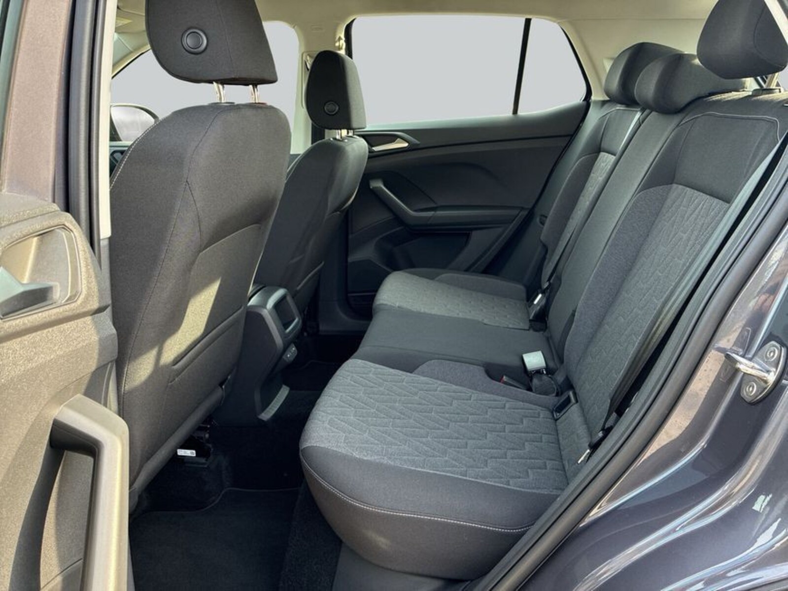 Volkswagen T-Cross – Bild 11