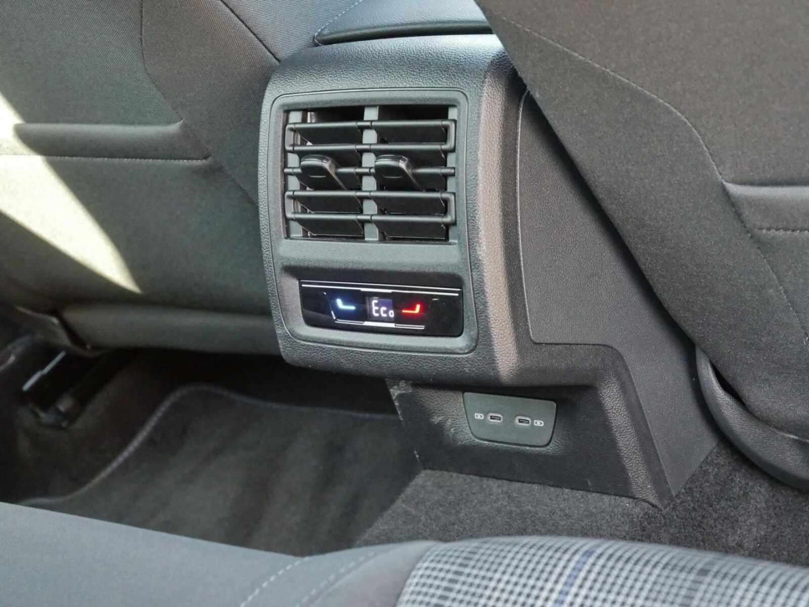 Volkswagen Golf – Bild 17