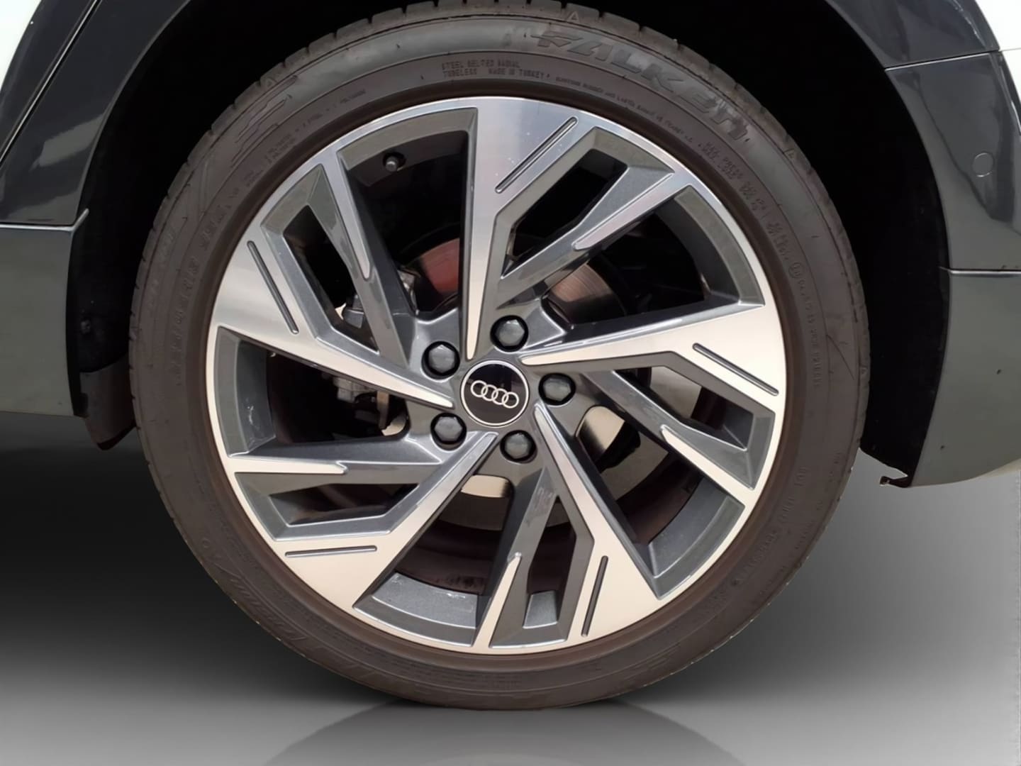 Bild über Audi A3 allstreet TFSI 110 kW S tronic - für weitere Informationen kontaktieren Sie den Audi Partner