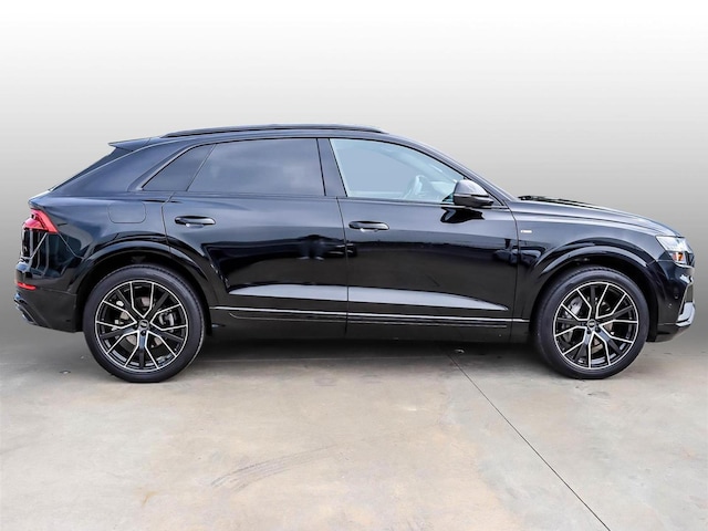 2023 Audi Q8