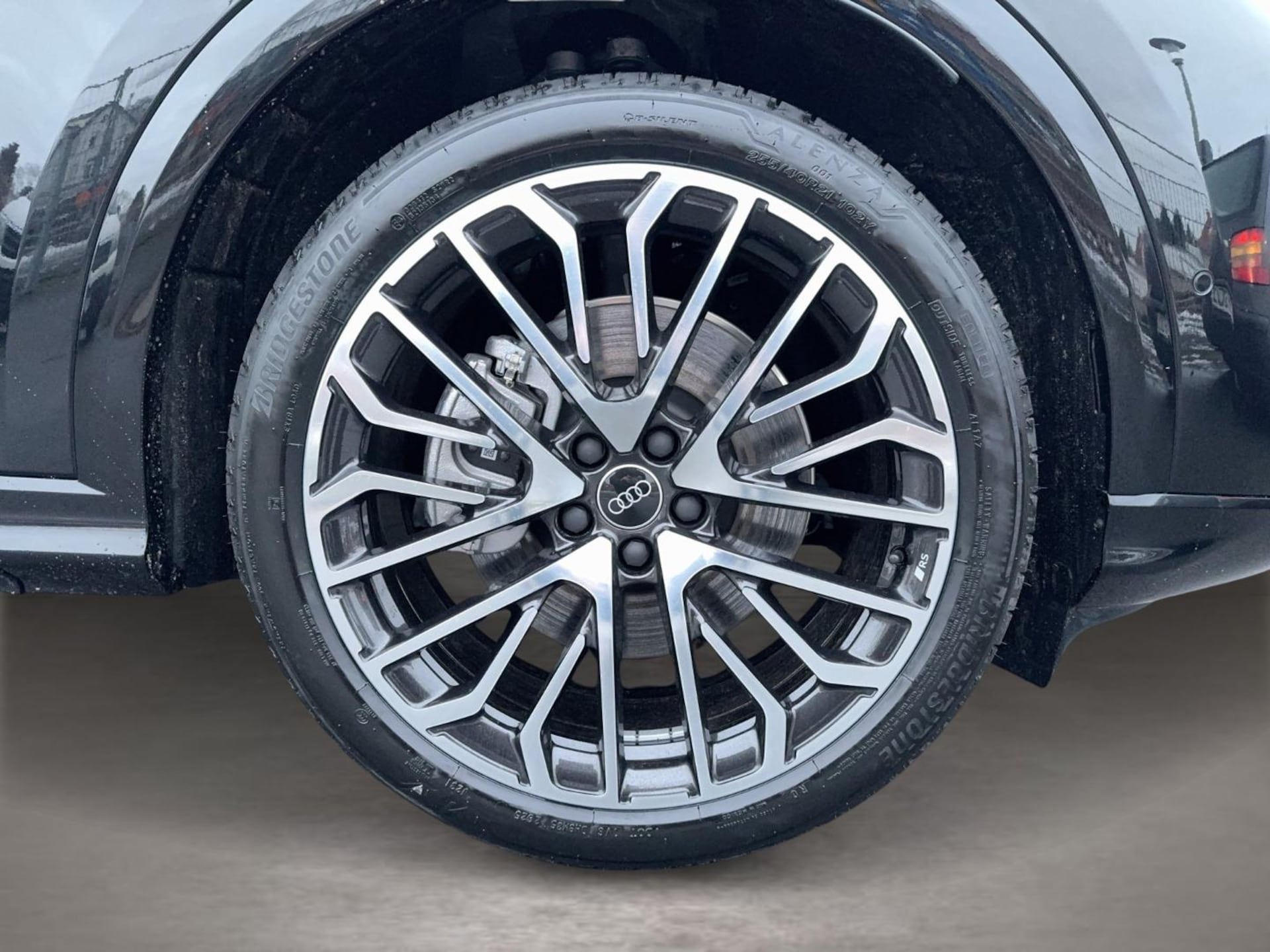 Audi Q5 Sportback edition one